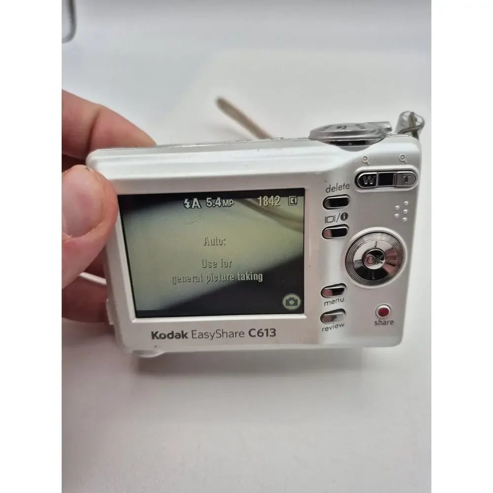 Kodak EasyShare C613 6.2 MP 3X Zoom Silver Digital Camera w/ 2GB SD Card Tested